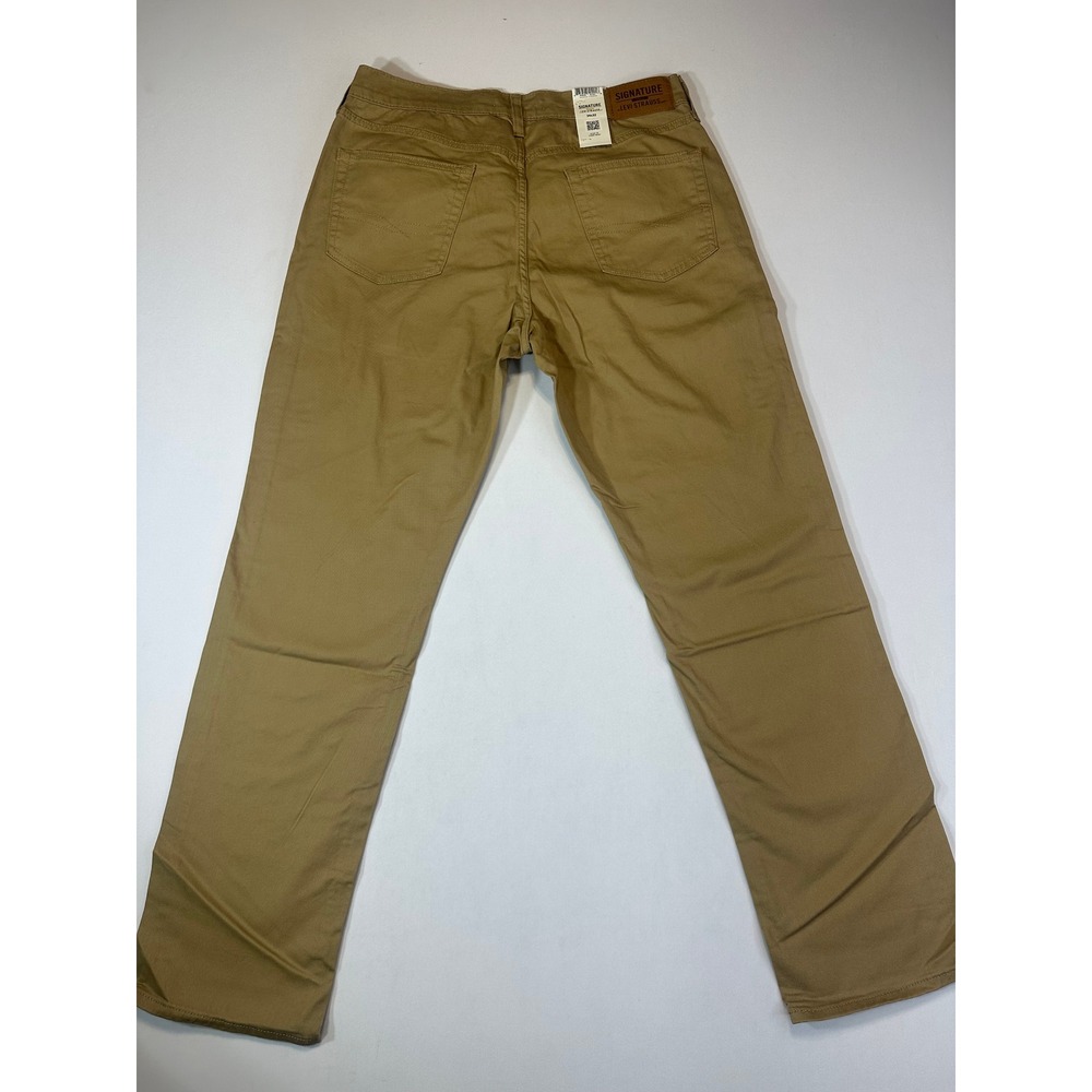 Signature by Levi Strauss Men's Athletic Tech Khaki Pants 34x32 Athletic Fit NEW - Picture 2 of 15